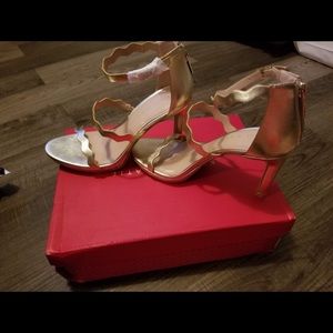 Womens gold heels